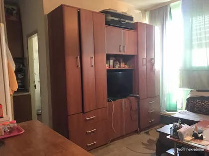 Ugrinovačka | 4zida.rs