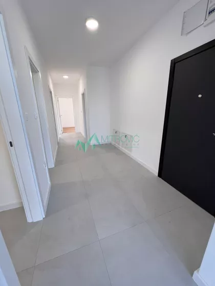 Sremska Kamenica | 4zida.rs