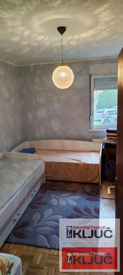 Novo Naselje | 4zida.rs