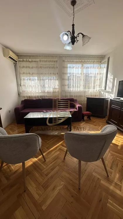 Pariske komune | 4zida.rs