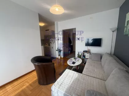 Cara Dušana | 4zida.rs