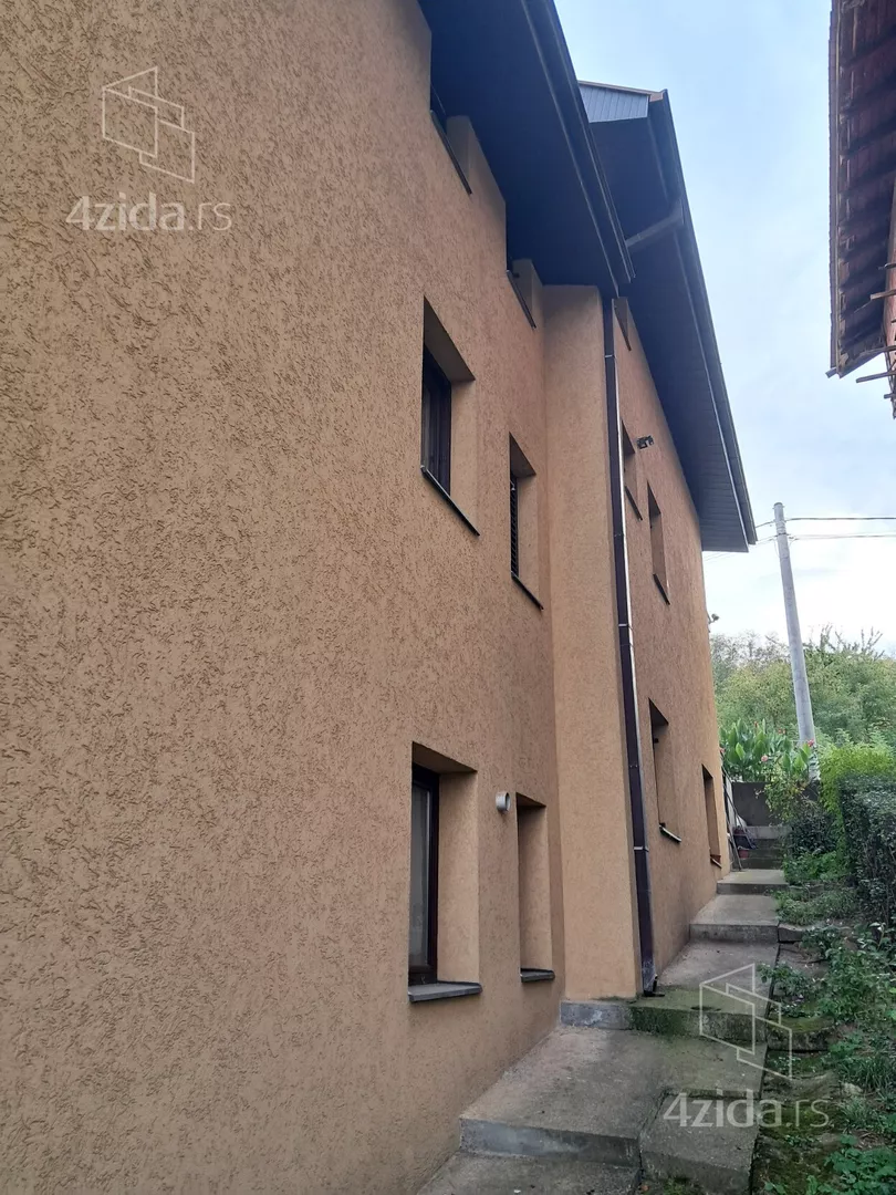 3-etažna kuća | 4zida