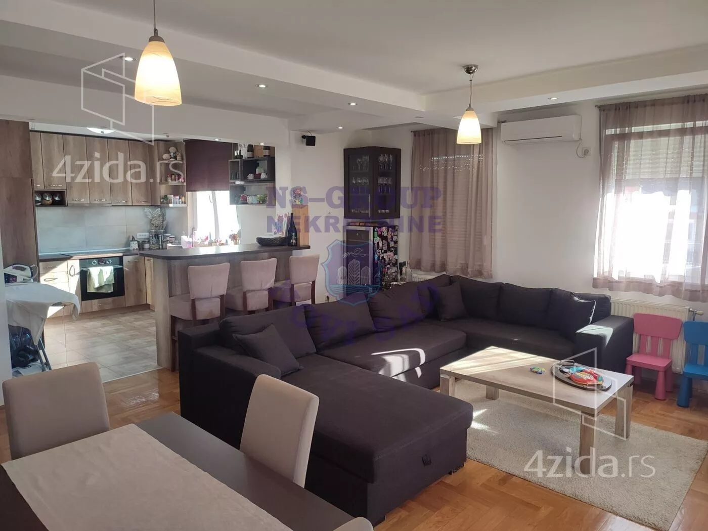 Četvorosoban stan | 4zida