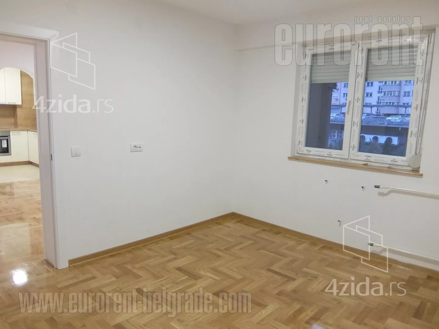 Četvoroiposoban stan | 4zida