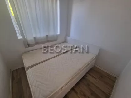 Sremska | 4zida.rs