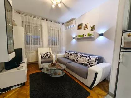 Braće Ribnikar | 4zida.rs