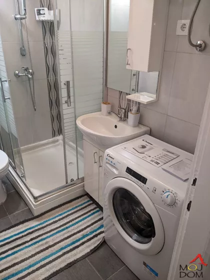 Železnička stanica | 4zida.rs