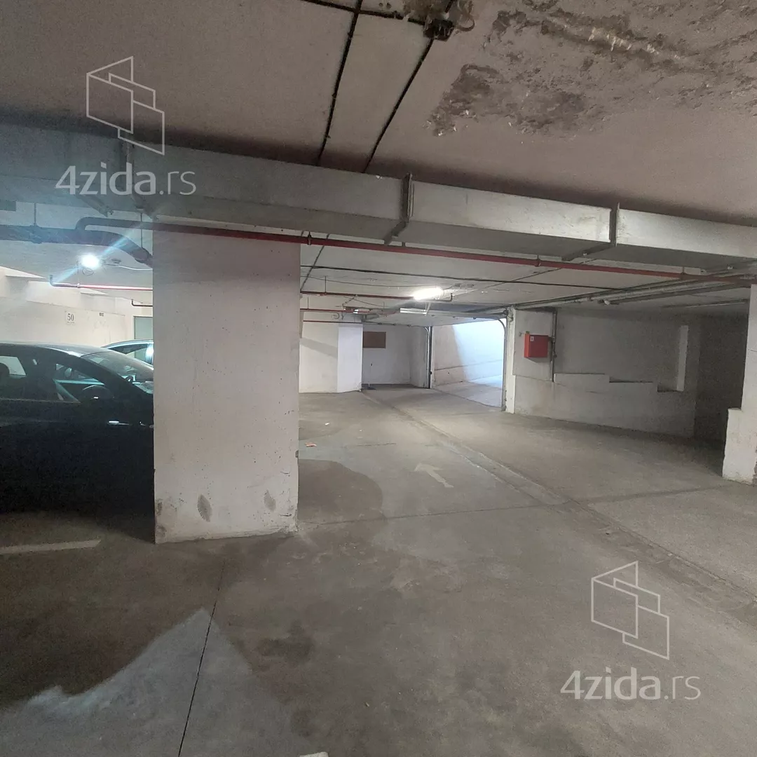 Garaža | 4zida