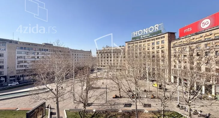 Četvoroiposoban stan | 4zida