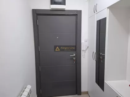 Marine Veličković | 4zida.rs