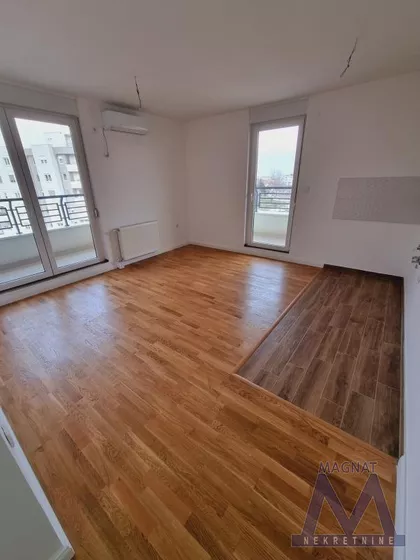 Bulevar Patrijarha Pavla (Somborski Bulevar) | 4zida.rs