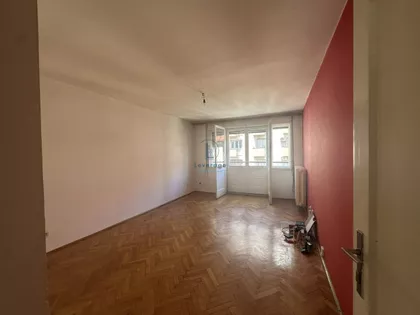 Sarajevska | 4zida.rs