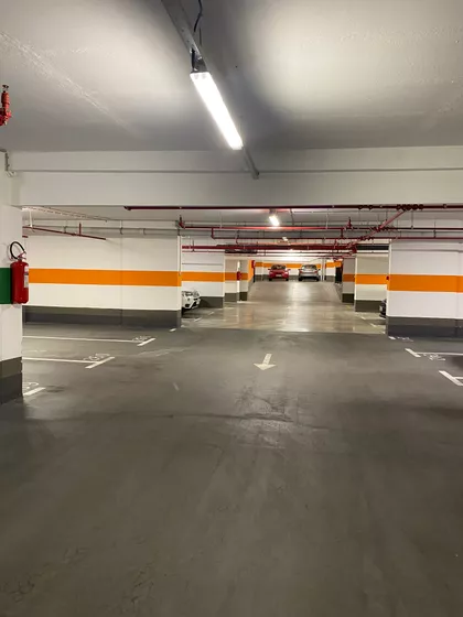 Zadužbinska | 4zida.rs