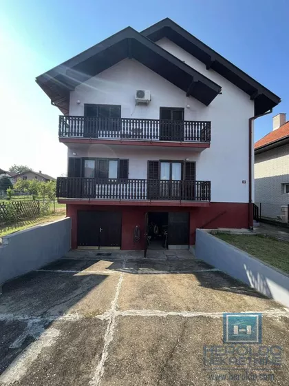 Budžino Brdo | 4zida.rs