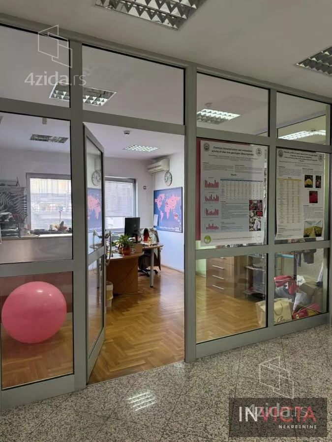 Poslovni prostor | 4zida