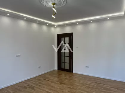 Zeleni venac | 4zida.rs