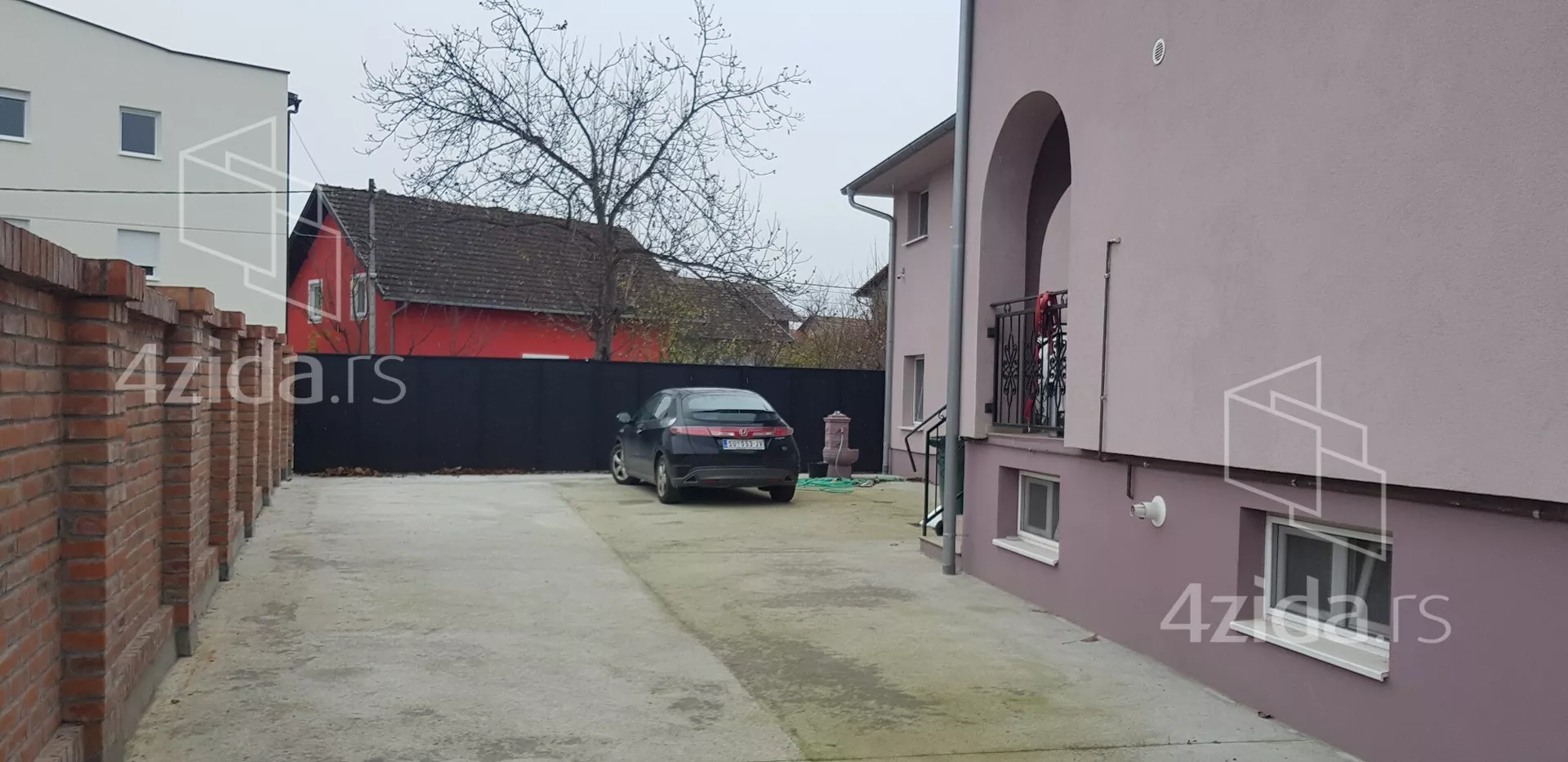 Poslovna zgrada | 4zida