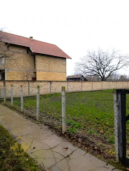 Čurug | 4zida.rs