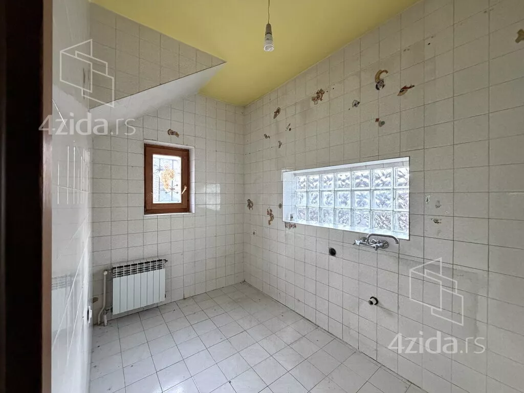 3-etažna kuća | 4zida