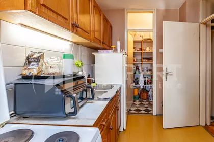 Pariske komune | 4zida.rs