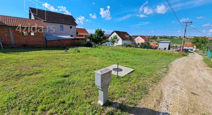 Građevinsko zemljište | 4zida