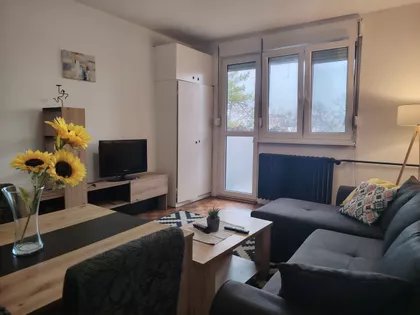 Autokomanda | 4zida.rs