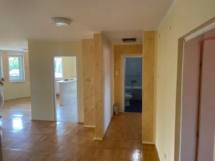 Božidarčeva | 4zida.rs