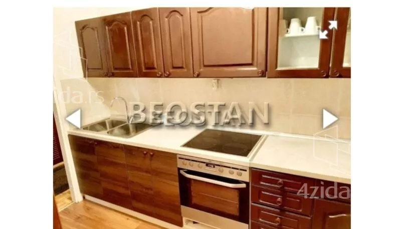Petosoban stan | 4zida