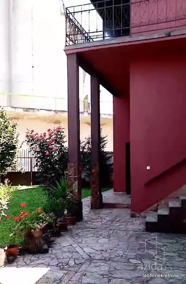 3-etažna kuća | 4zida