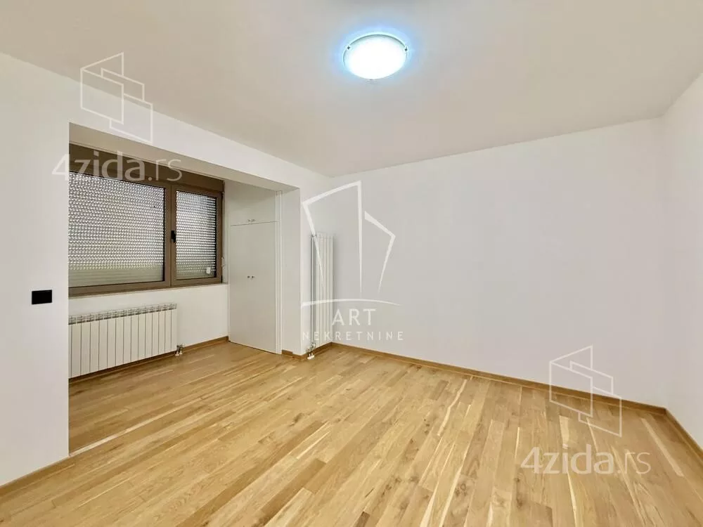 5-etažna kuća | 4zida