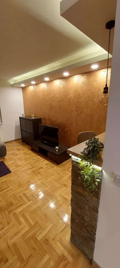 Majakovskog 8b | 4zida.rs