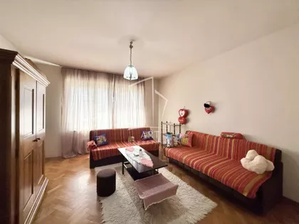 Svetosavska | 4zida.rs