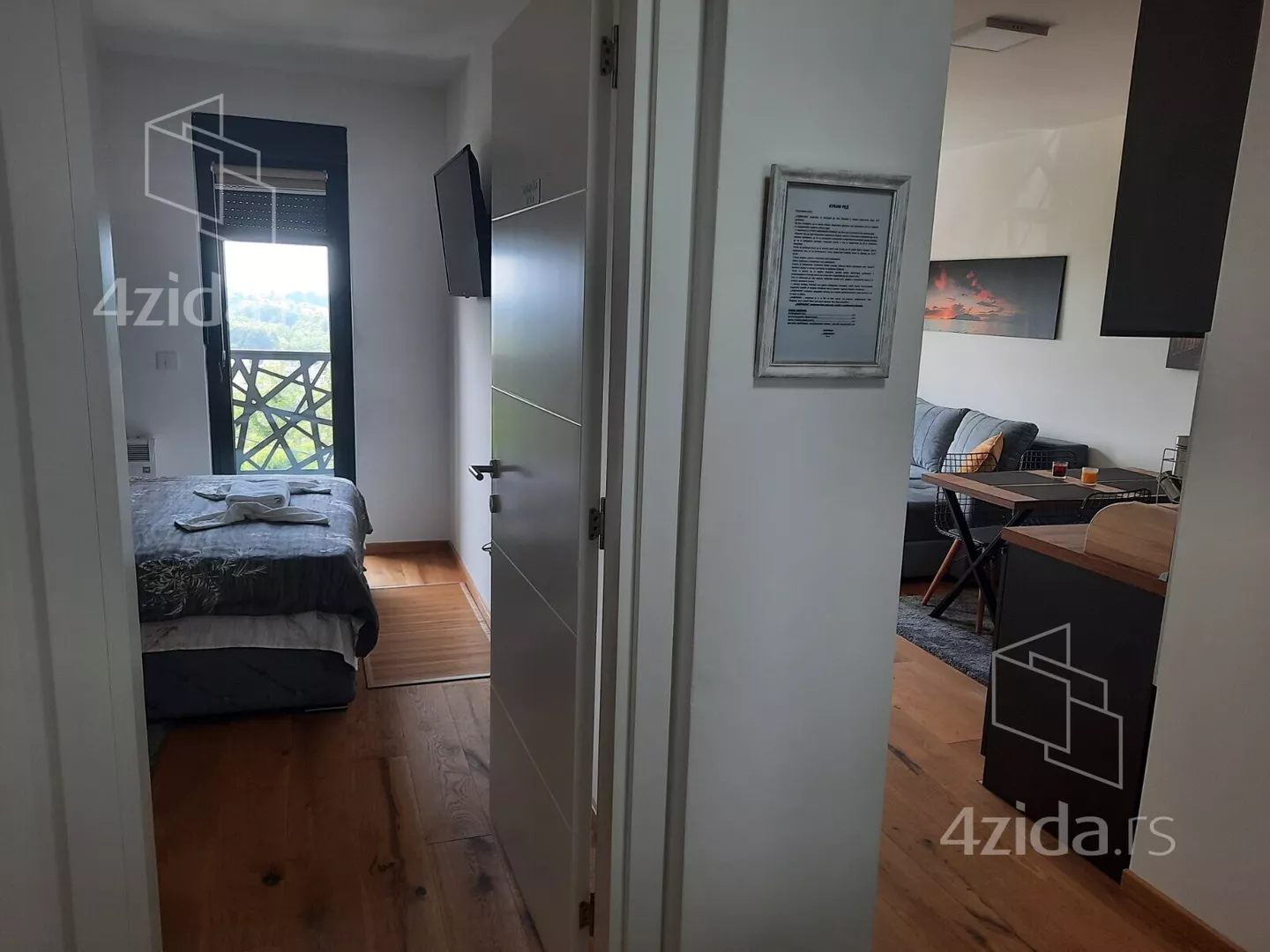 Jednoiposoban stan | 4zida