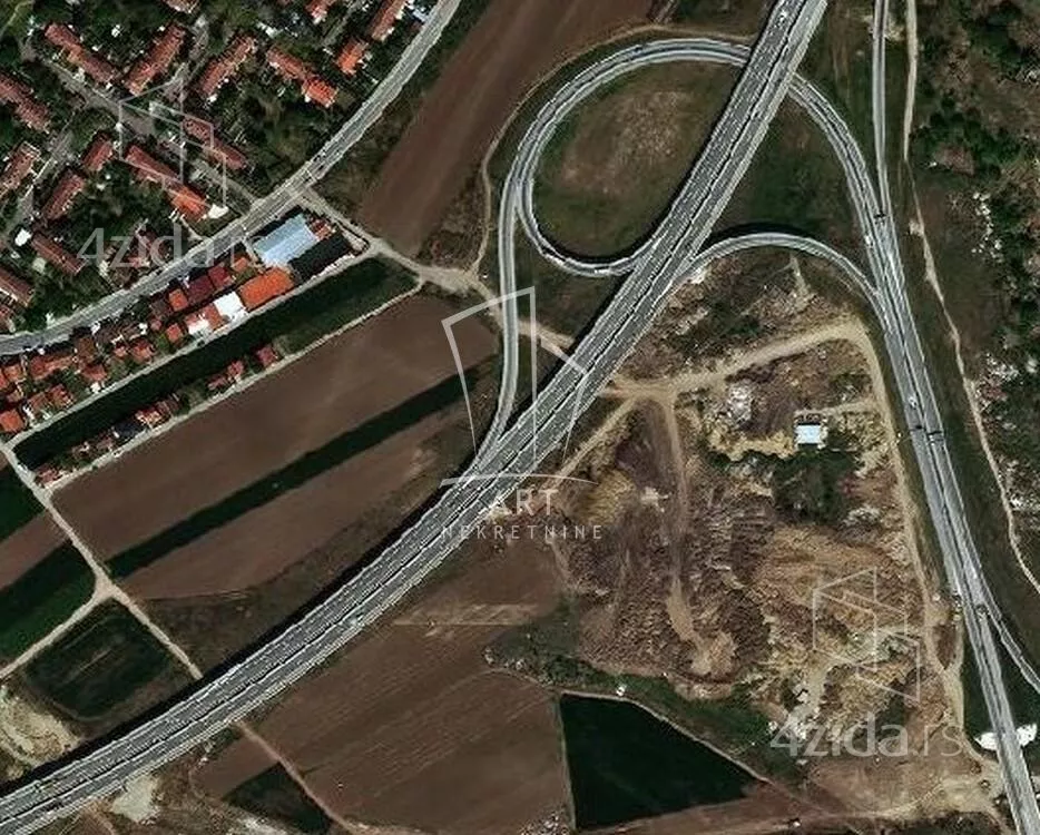 Građevinsko zemljište | 4zida
