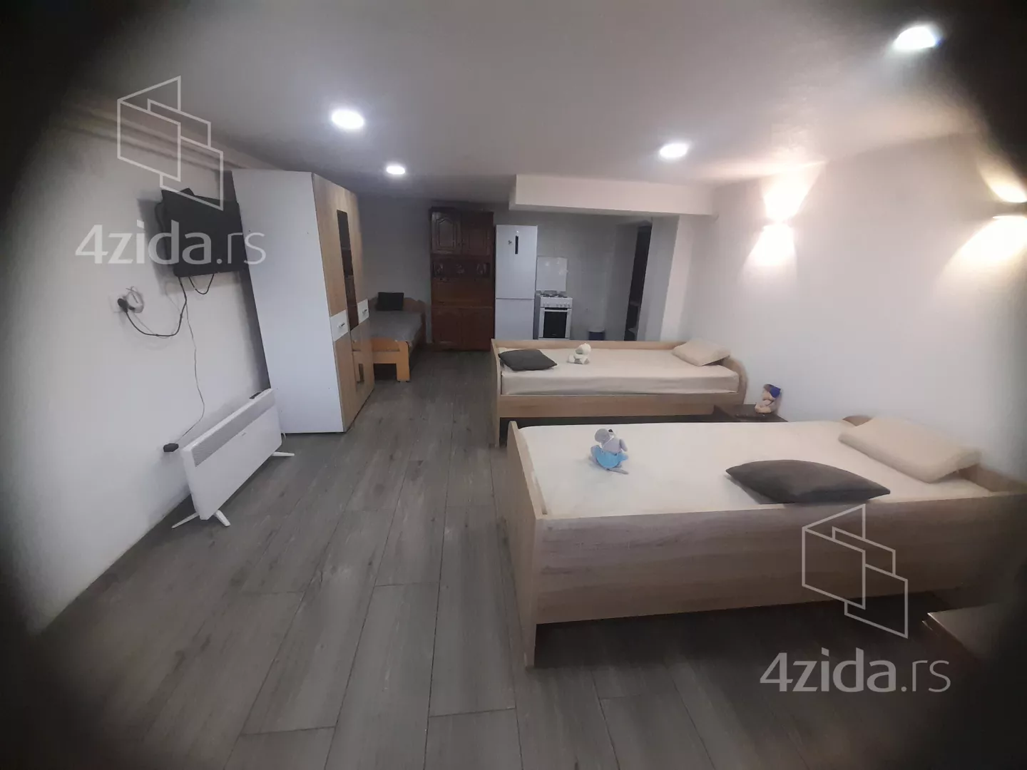 Jednoiposoban stan | 4zida