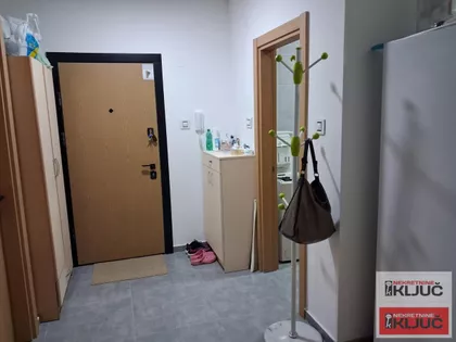 Lipov Gaj | 4zida.rs