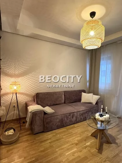 Kneza Višeslava | 4zida.rs