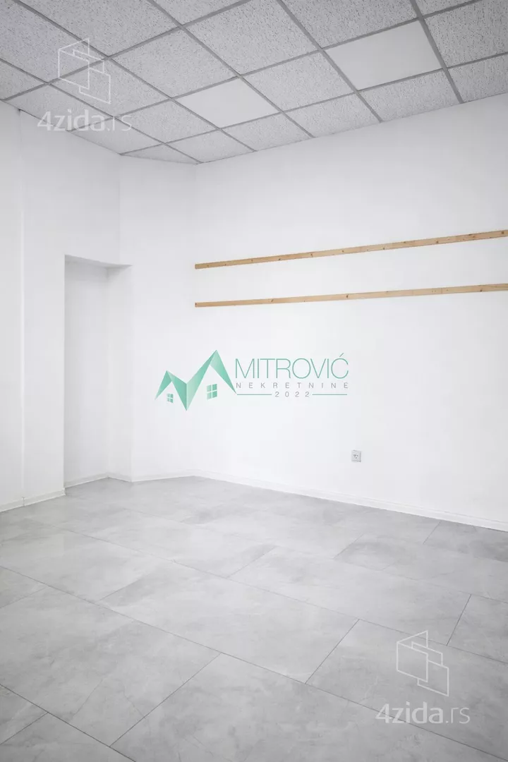 Poslovni prostor | 4zida