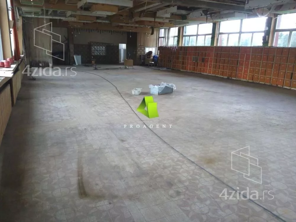 Poslovni prostor | 4zida