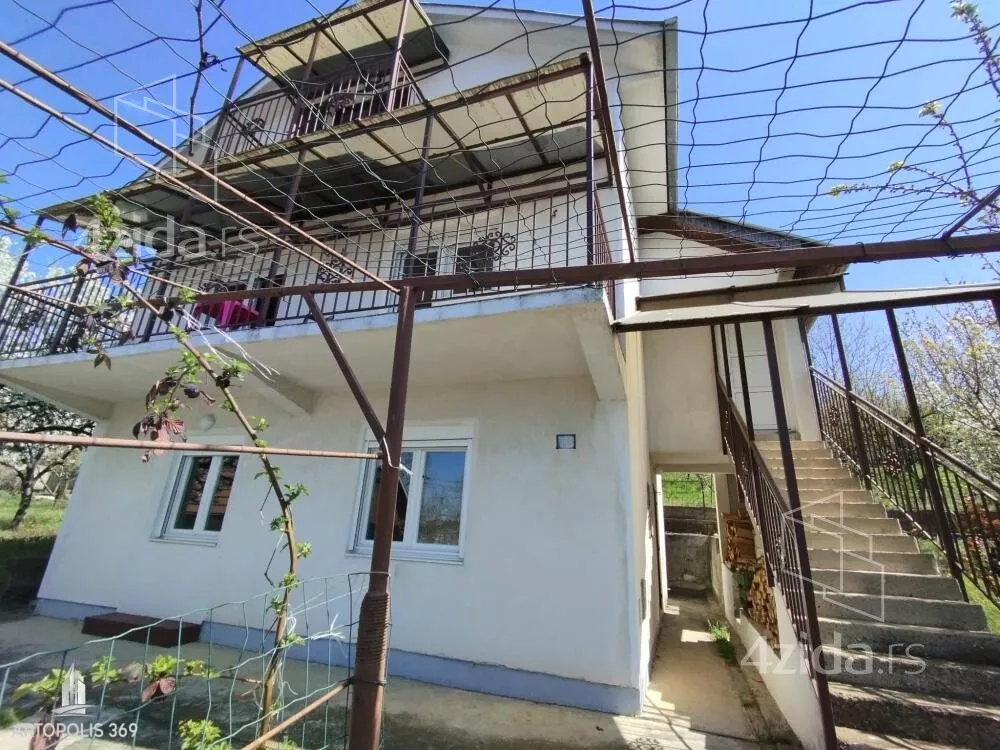 3-etažna kuća | 4zida