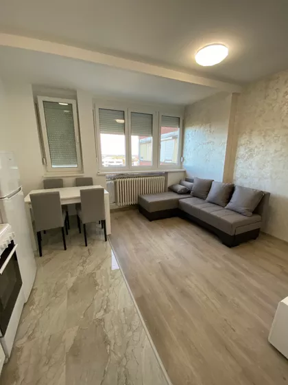 Benska Bara | 4zida.rs