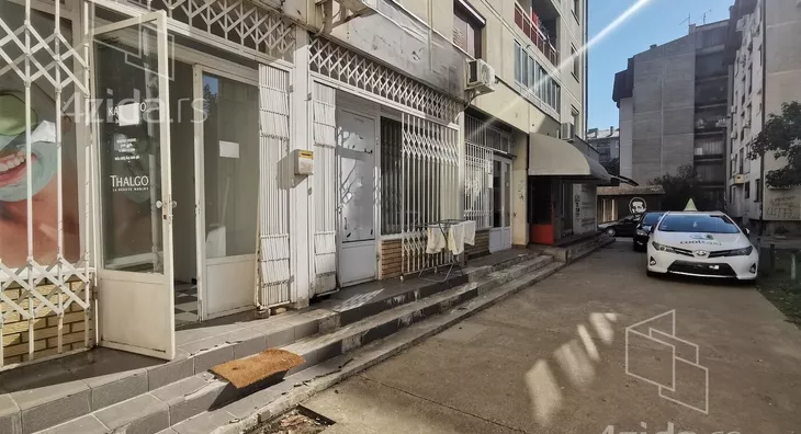 Poslovni prostor | 4zida