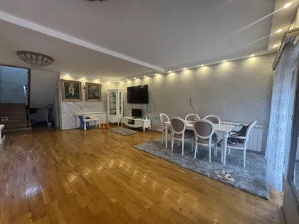 Suvoborska | 4zida.rs