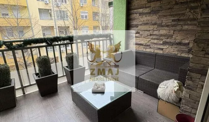 Petosoban stan | 4zida