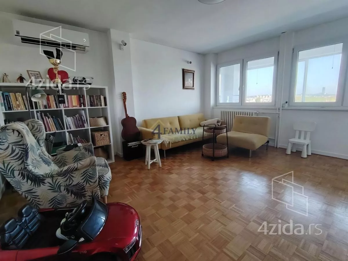 Četvorosoban stan | 4zida