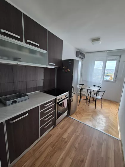 Bulevar Dr Zorana Đinđića 25 | 4zida.rs