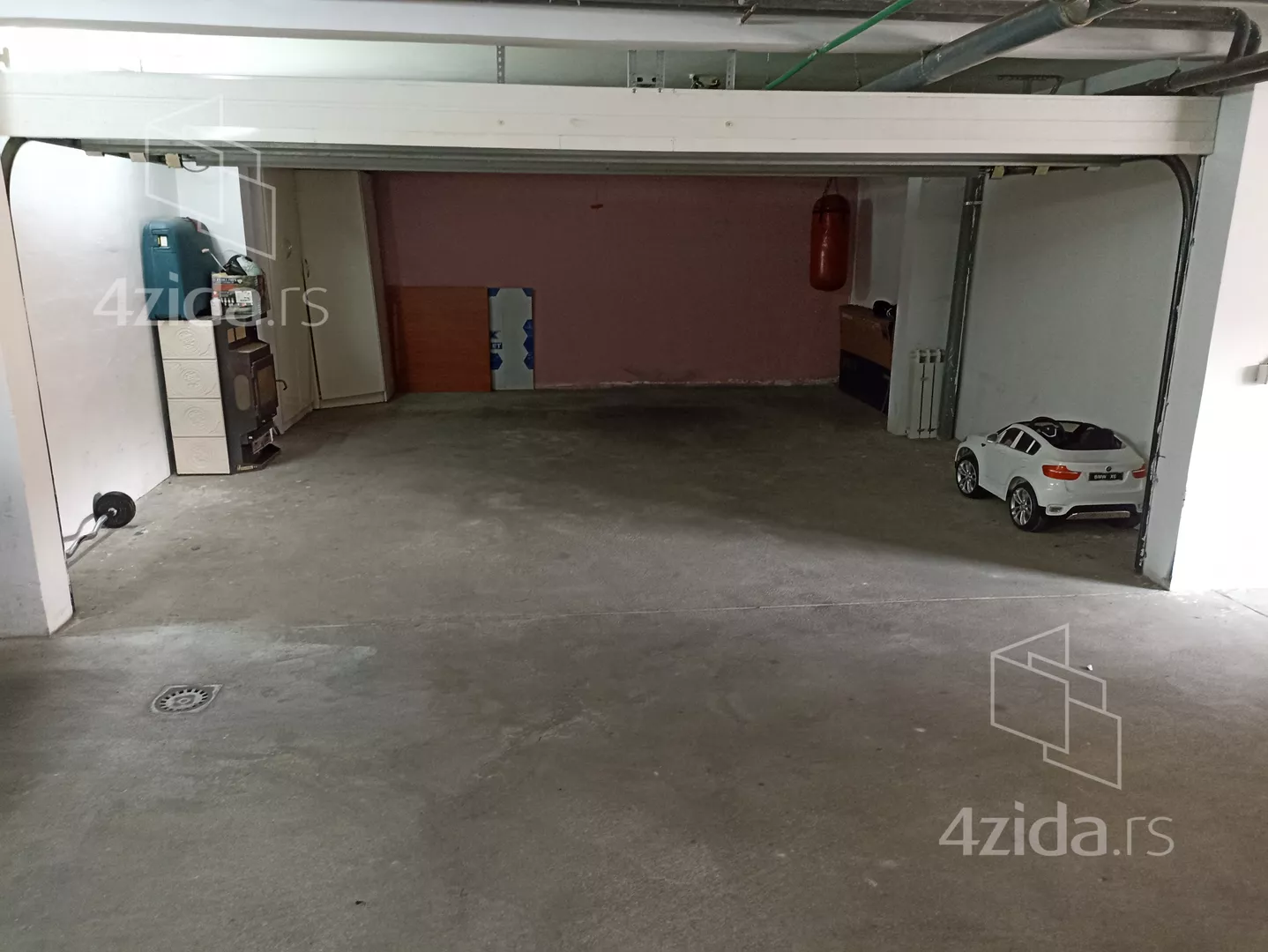 Garaža | 4zida