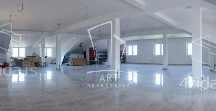 Poslovni prostor | 4zida