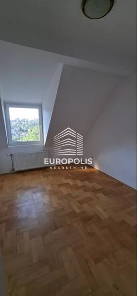 17. oktobra | 4zida.rs