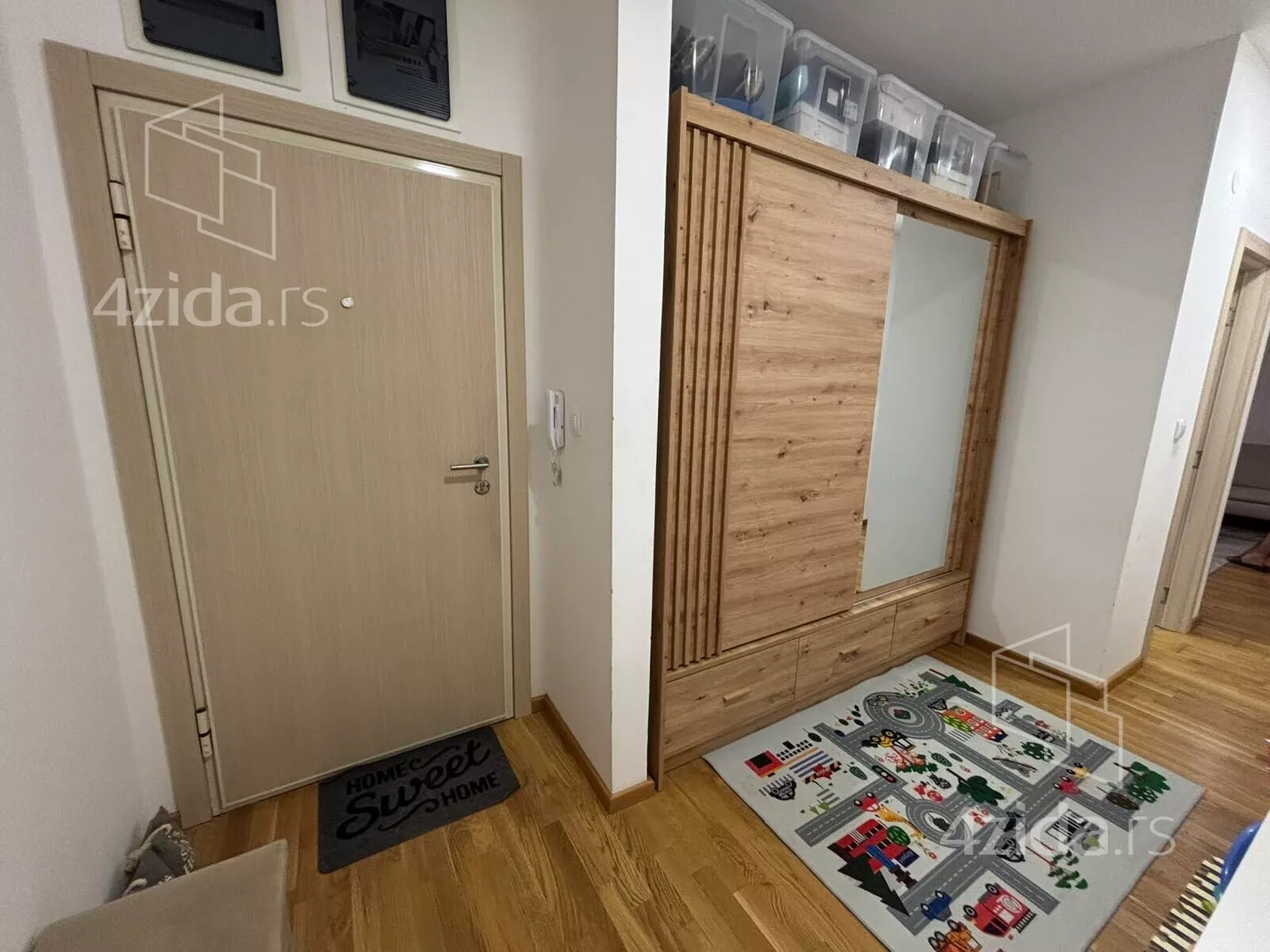 Četvorosoban stan | 4zida